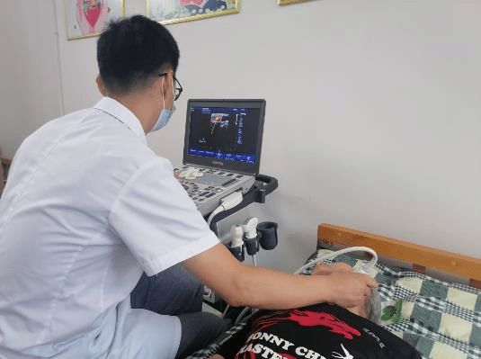 易縣健康送到救助站 義診服務(wù)暖人心